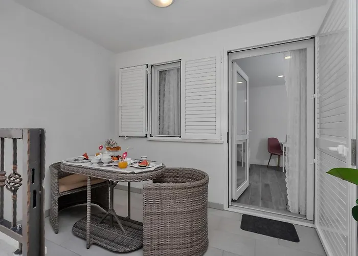 Luxurious Jube Apartman